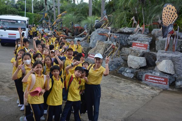 โรงเรียนปรีชานุศาสน์